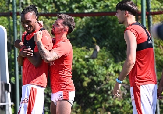 Mazilu, dezvăluiri despre felul în care se înţelege cu rivalul direct de la Dinamo: ”Nu îl văd ca pe un adversar”