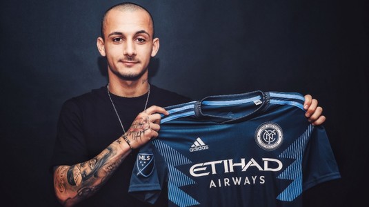 VIDEO | Cea mai dură reacţie după transferul lui Mitriţă la New York. Cornel Dinu, fără milă: "Cât de puţin ne trebuie ca să fim păcăliţi"