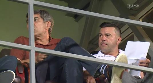 VIDEO | Abia a ajuns în ţară şi s-a apucat de treabă! Victor Piţurcă prezent la meciul de la Voluntari. Fanii l-au reperat rapid şi i-au scandat numele