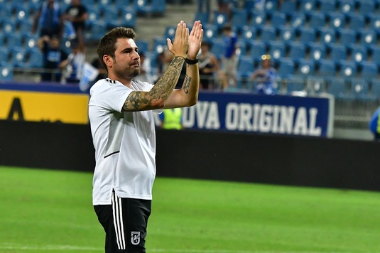 Adrian Mutu îşi felicită jucătorii şi are doar cuvinte de laudă pentru galeria Petrolului: ”Au reacţionat în mod pozitiv când i-am salutat”