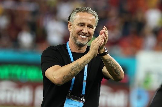 Reghecampf a dat cărţile pe faţă. Cum a reuşit să o umilească pe Dinamo: ”Am văzut că nu se apărau deloc pe partea dreaptă şi am făcut schimbarea”