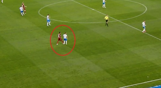 VIDEO | Gestul urât făcut de Omrani la adresa lui Vătăjelu, departe de ochii arbitrului. Reacţia jucătorului Universităţii Craiova