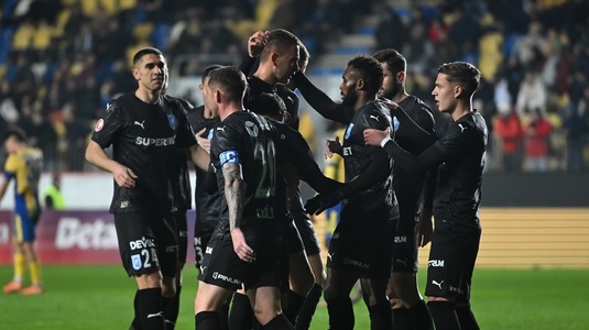 ”Are probleme”. Craiova a câştigat zdrobitor cu Petrolul, dar jocul echipei oltene nu convinge în totalitate: ”Fierbe”