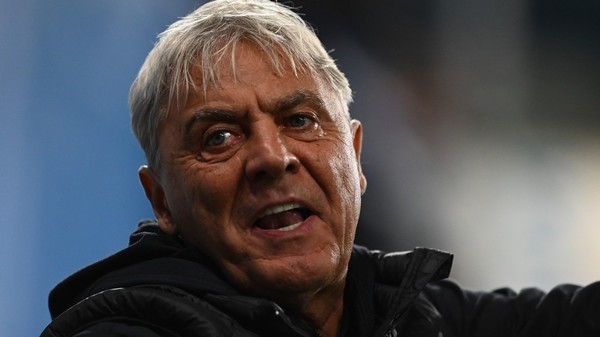 Cârţu a văzut ce au făcut pe teren şi a izbucnit, după Universitatea Craiova - Sparta 1-2: "Nu pot accepta. Am avut o reacţie greu de stăpânit"