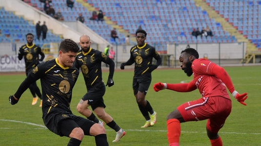 CFR Cluj a reuşit alte două transferuri din Liga 1. Antrenorul lăsat fără titular, revoltat: "Mă deranjează foarte tare"