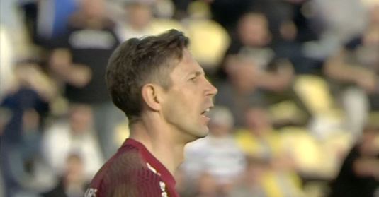 VIDEO | Şansă de aur irosită de CFR în debutul duelului cu Voluntari! Deac a înscris din penalty, dar a fost pus să repete şi a ratat