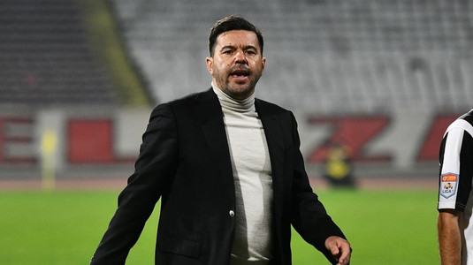 NEWS ALERT | Cosmin Contra, pregătit să-i ia locul lui Dan Petrescu la CFR Cluj. Ce se întâmplă în Gruia