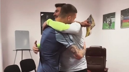 VIDEO | Moment emoţionant pentru Daniel Bîrligea. Fotbalistul şi-a "întâlnit" idolul, pe antrenorul său, Adrian Mutu