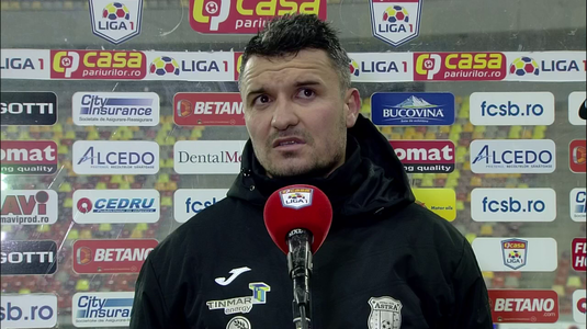 Budescu a făcut spectacol la flash interviu: ”Avem picioarele îngheţate, se dezgheaţă joi după-amiază” Anunţ despre transferul la FCSB: ”Am discutat ceva cu patronul”