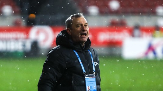 Mircea Rednic, supărat pe fotbaliştii care l-au "trădat": "Trebuie să fii onest şi să spui". A recunoscut care e echipa mai puternică dintre U Craiova şi FCSB