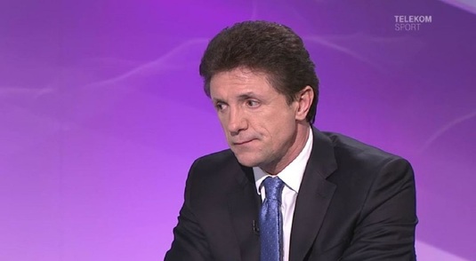Explicaţiile lui Gică Popescu după ce Viitorul a ajuns să se bată pentru supravieţuire în Liga 1! "Nu poţi să mai dai nicio pasă de cinci metri, pentru că îţi tremură piciorul de teamă!"