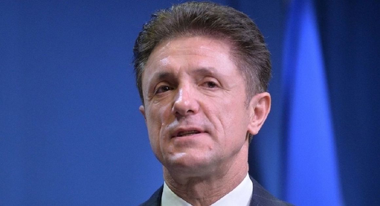 Farul schimbă din mers strategia! Una dintre vedetele echipei nu mai pleacă la Rapid