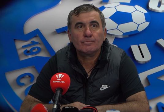 Gică Hagi şi-a apărat fotbalistul la conferinţa de presă: „Are cele mai multe goluri! Un singur lucru vreau să vă spun”