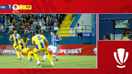 ”Te-ai plictisit în camera VAR şi ai zis să dai ceva?”. Controversă uriaşă: penalty-ul primit de Farul a încins spiritele în direct: ”Poate să fie dat afară din cauza asta”