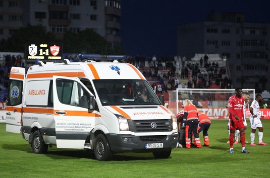 VIDEO | Benzar, cu capul umplut de sânge de Abdallah. A fost scos cu ambulanţa de pe teren. Jucătorul lui Dinamo, eliminat