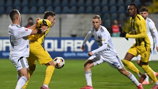 LIVE VIDEO FC Botoşani - Dinamo, ACUM, pe orangesport.ro. Oaspeţii, mai periculoşi în primele 25 de minute