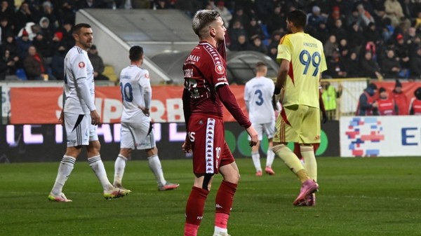 VIDEO | Botoşani - Rapid 0-0. Ocazii uluitoare ratate de giuleşteni! Echipa lui Leo Grozavu păstrează distanţa faţă de lider