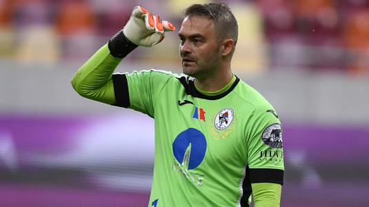 Reacţia lui Răzvan Pleşca după ce a ajuns la 300 de meciuri în Liga 1! ”Îmi cer scuze că nu am reuşit să apăr penalty-uri şi etapa asta!”
