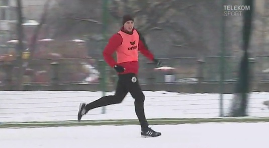 VIDEO | Fiul lui Didi Prodan, primul transfer făcut de Bogdan Lobonţ la U Cluj. "Nu ştiu câţi tineri de vârsta lui au calităţile astea!"