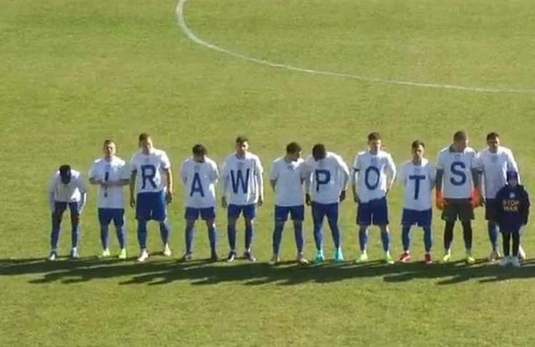 Se cere demisia unui conducător de la Poli Iaşi după ce jucătorii au vrut să transmită mesajul "Stop war", dar s-au aşezat greşit