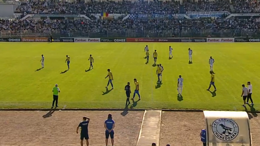 LIVE TEXT | Corvinul - Farul , ACUM, pe orangesport.ro. Stadionul este plin la Hunedoara