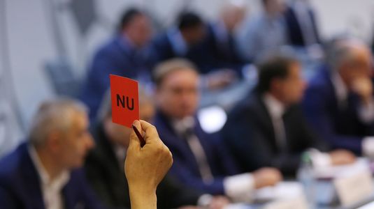 Miros de UEFA, foşnet de DOSARE şi propovăduit de PROGRAME. Cum au făcut Lupescu, Burleanu şi Puşcaş campanie pentru şefia FRF