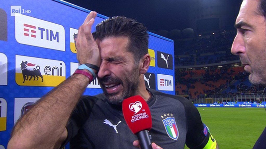 VIDEO | Moment răvăşitor la finalul meciului cu Suedia. Cu lacrimi în ochi, Buffon şi-a anunţat retragerea. Discursul emoţionant al portarului