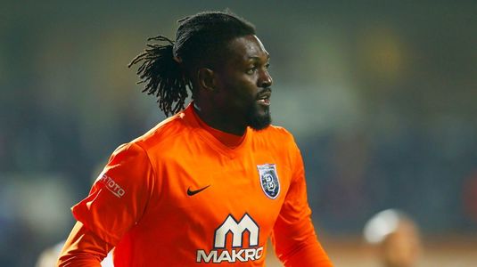 Terorizat de propria familie! Emmanuel Adebayor mărturiseşte că s-a gândit de multe ori la suicid!