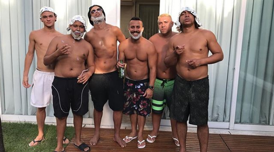 FOTO. Schimbare radicală de look pentru Ronaldinho. Cum a fost surprins recent brazilianul