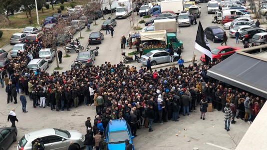 FOTO | Nu e Photoshop! Isterie la Salonic înainte de PAOK - Olympiakos. Imagini incredibile de la casele de bilete