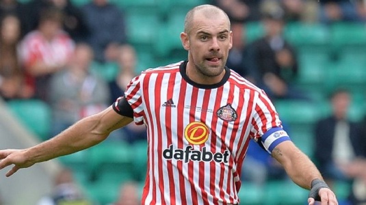 Sunderland l-a suspendat pe irlandezul Darron Gibson, pus sub acuzare pentru că a condus sub influenţa băuturilor alcoolice