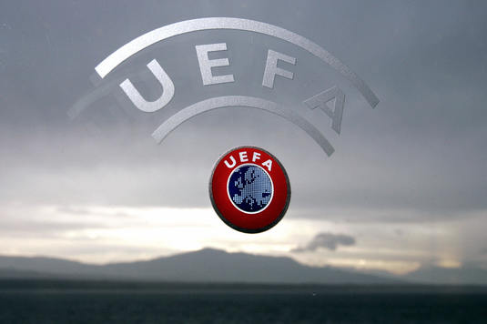 UEFA a amendat Borussia Dortmund, Atalanta, Steaua Roşie şi ŢSKA Moscova pentru incidente la meciuri din Liga Europa