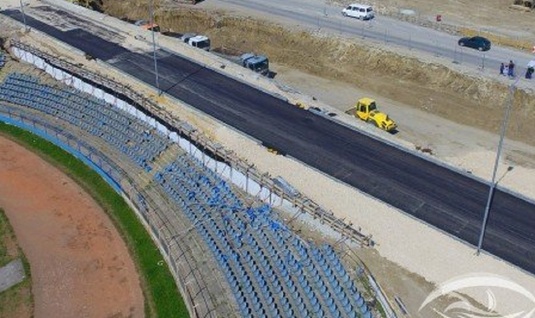 IMAGINEA ZILEI | Au vrut să facă un bulevard nou, dar i-a încurcat stadionul şi au tăiat din el. Unde s-a întâmplat