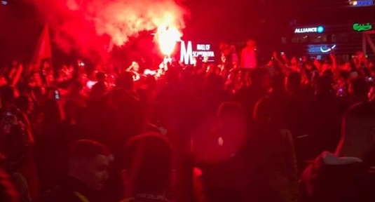 FOTO | Fanii Turciei au făcut spectacol după victoria incredibilă reuşită în faţa Suediei