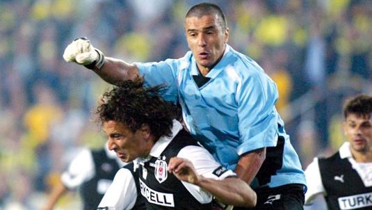 3.000 de fani ai lui Beşiktaş vor purta azi măşti cu Pancu la derbyul din deplasare cu Fener