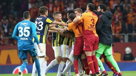 VIDEO | Sancţiuni fără precedent în Turcia, după incidentele de la Galata-Fener. Terim, interzis până la finalul anului. Ce alte suspendări s-au dat