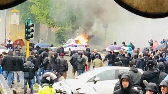 VIDEO | Incidente între suporterii lui Lazio şi poliţie înaintea finalei Cupei Italiei. Miză de milioane pentru câştigătoare