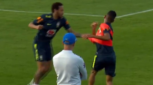 VIDEO | Karma is a bitch. Neymar, ridiculizat de un puşti de 19 ani la antrenamentul Braziliei. Reacţia oribilă a starului de la PSG