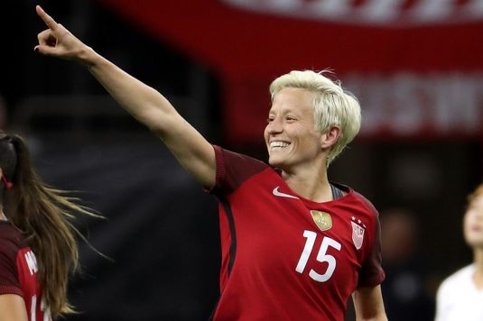 Preşedintele Donald Trump a criticat-o pe Megan Rapinoe, pentru că nu cântă imnul SUA la CM 2019