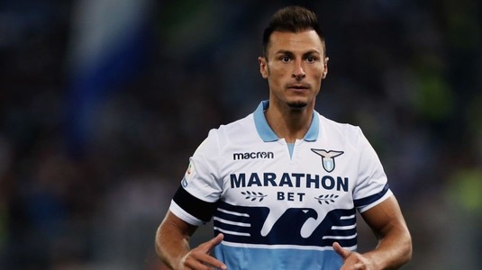 Curg ofertele pentru Ştefan Radu. Cluburi importante din Serie A şi din Eredivisie se luptă pentru fundaşul român