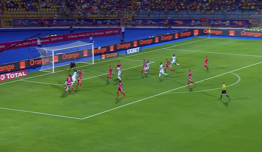 VIDEO | Ca un veritabil atacant! Cum era să îşi îngroape echipa un fundaş tunisian la Cupa Africii