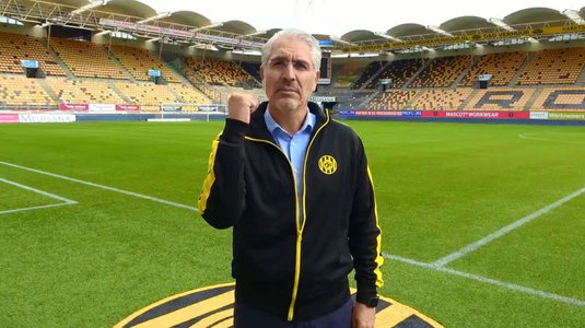 VIDEO | Momente de coşmar pentru un patron în Olanda! A fost scos de pe stadion de suporterii echipei sale 