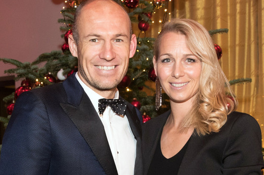 Arjen Robben a povestit calvarul prin care a trecut soţia sa, după ce a contractat Coronavirus: "Nu putea respira, s-a simţit foarte rău!"
