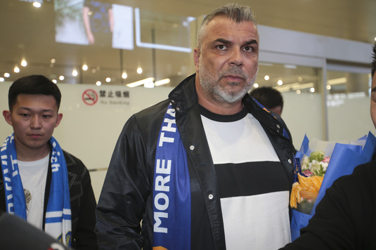 Prima reacţie a patronului lui Jiangsu Suning după ce clubul a câştigat primul titlu din istorie, cu Cosmin Olăroiu pe bancă: "E începutul a ceva măreţ!"