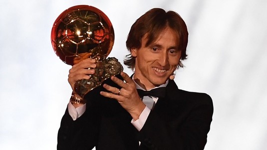 Luka Modric, răspuns clar în momentul când a fost întrebat la cine ar trebui să meargă Balonul de Aur! ”Sper că îl va obţine, pentru că merită!”
