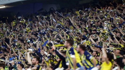Fenerbahce a răbufnit după decizia autorităţilor de le a interzice fanilor să facă deplasarea la Kayserispor: "Vrem să ştim pe ce bază au fost privaţi de drepturile lor"