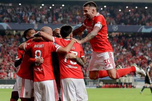 Antrenorul unei formaţii din sferturile Champions League şi-a prelungit contractul până în 2026. Despre cine este vorba