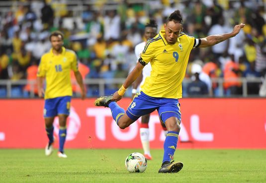 Şi-a anunţat retragerea, dar acum a revenit asupra deciziei. Cine l-a convins pe Aubameyang să joace din nou pentru naţională: "I-am ascultat cuvintele înţelepte ca de tată"