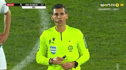 Moment istoric! Arbitrul a explicat întregului stadion de ce a anulat un gol la meciul Rio Ave - Braga | VIDEO