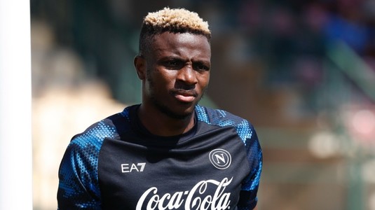 Osimhen a ratat transferul la PSG sau Chelsea, dar semnează pe un salariu fabulos de 40 de milioane de euro pe sezon. Unde va juca atacantul nigerian